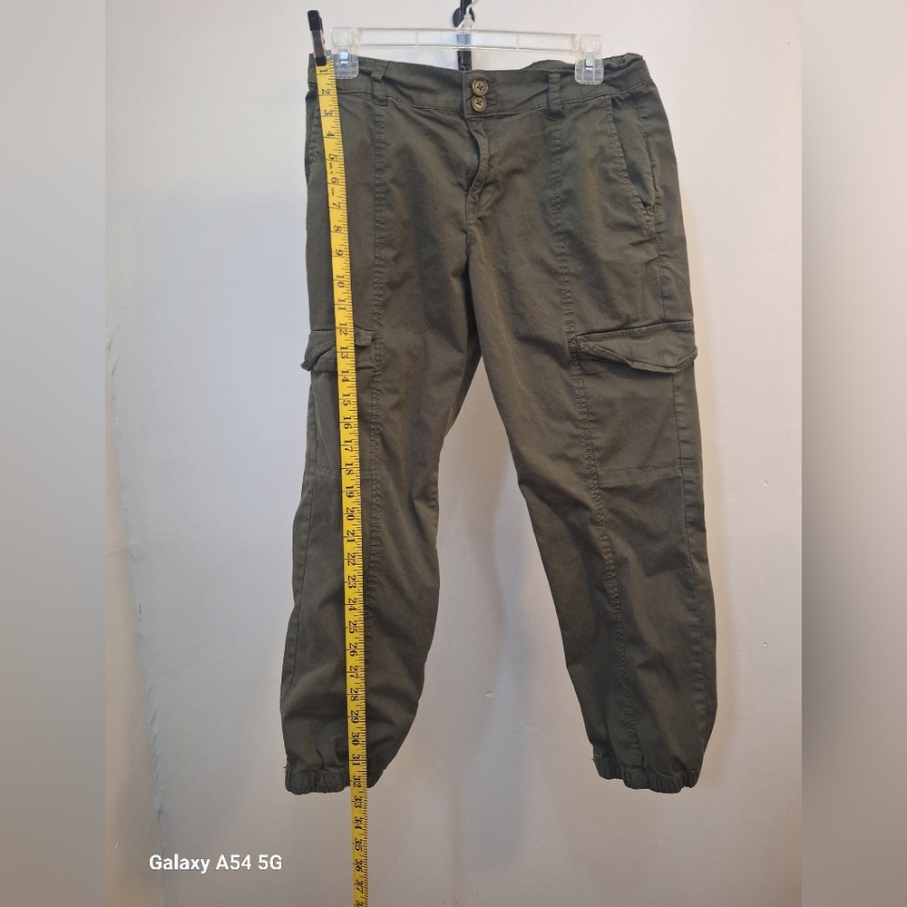 Sanctuary Women's Green Cargo Capri Pants Size 28